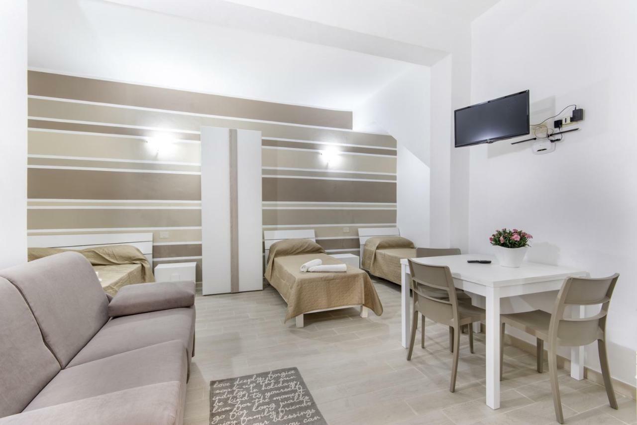 In Centro Rooms Vicino Cefalu Self-Chek-In Campofelice Di Roccella Exterior foto