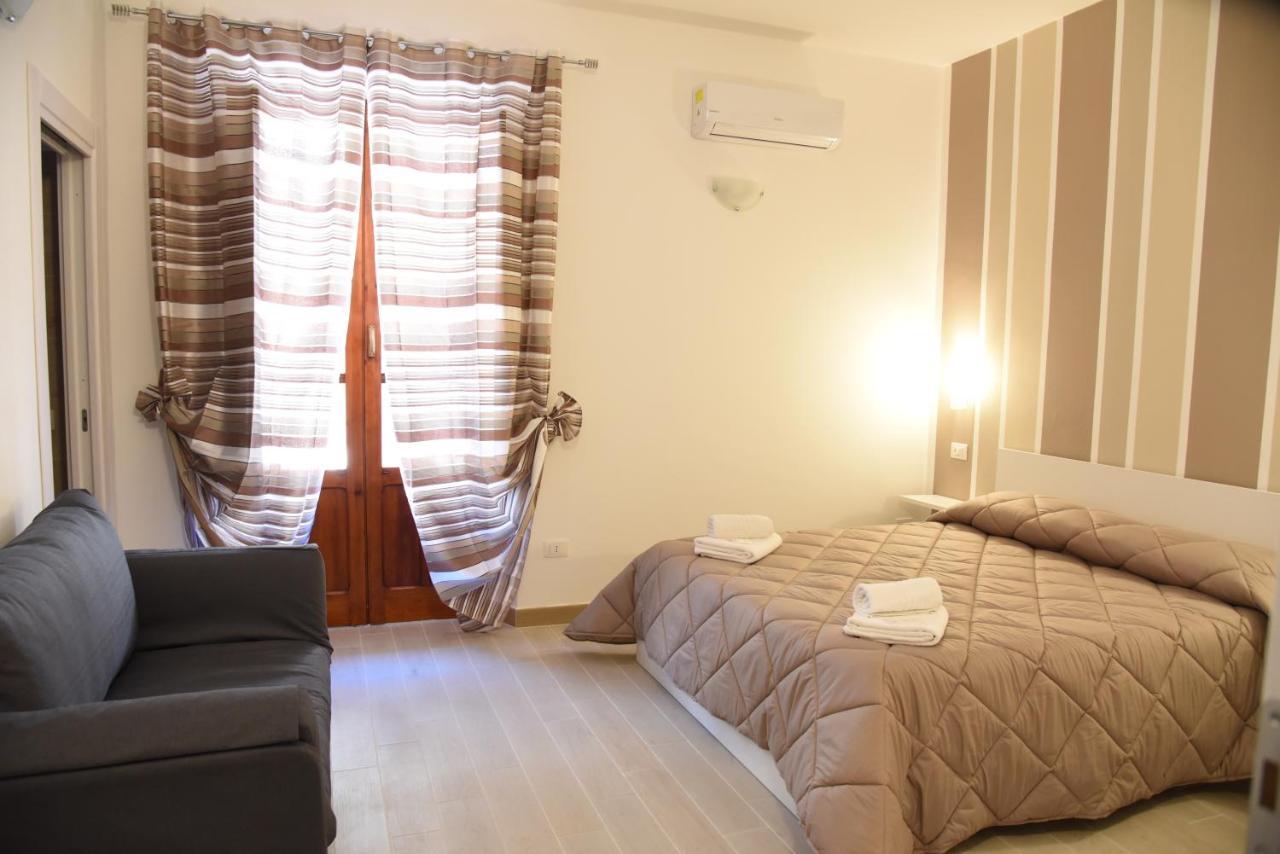 In Centro Rooms Vicino Cefalu Self-Chek-In Campofelice Di Roccella Exterior foto