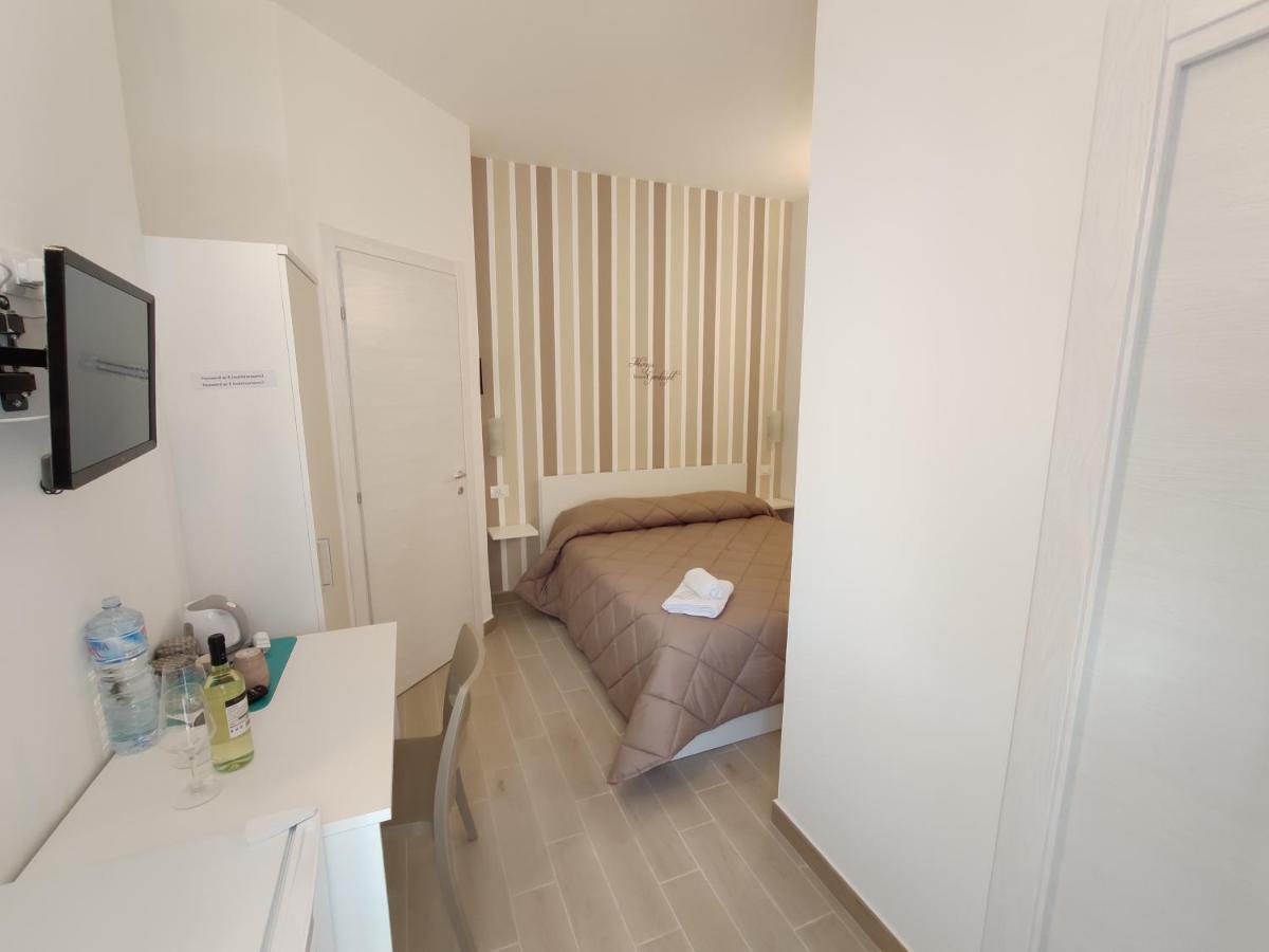 In Centro Rooms Vicino Cefalu Self-Chek-In Campofelice Di Roccella Exterior foto