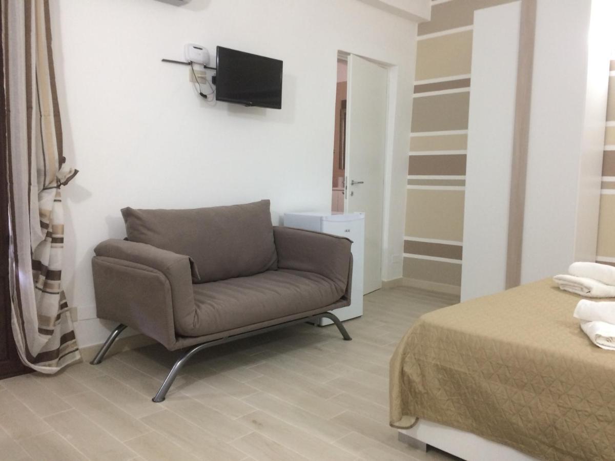 In Centro Rooms Vicino Cefalu Self-Chek-In Campofelice Di Roccella Exterior foto
